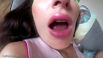 Gfe'S Tongue And Mouth Play For Tongue Fetishists